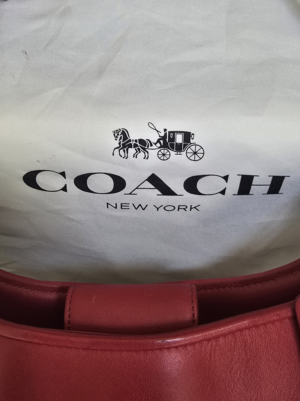 Vintage Coach Red Leather Girlie Hobo Shoulder Bag BRAND NEW - Picture 2 of 8